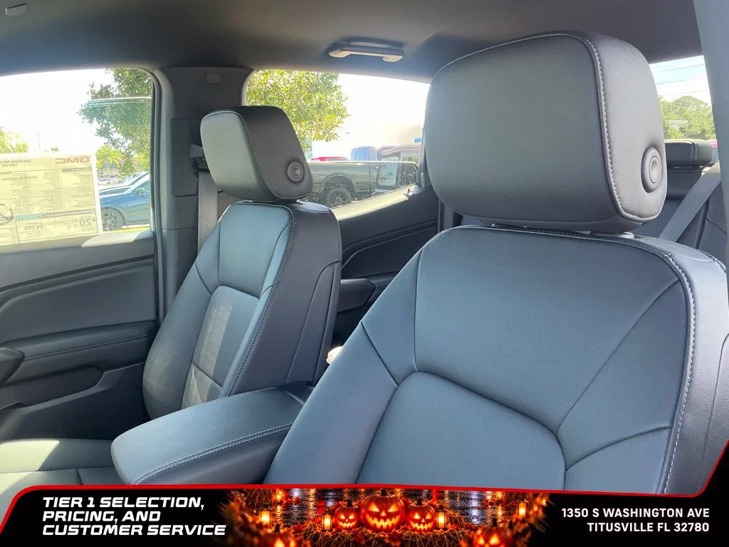 New 2026 Sterling Metallic GMC Elevation image 21