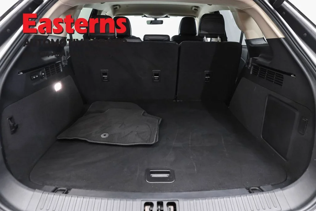 Used 2022 Black Lincoln Standard image 9
