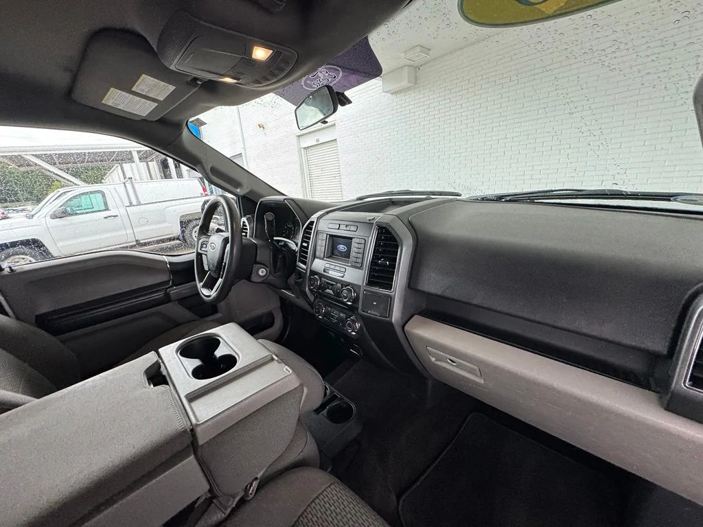 Used 2018 White Ford XLT image 17