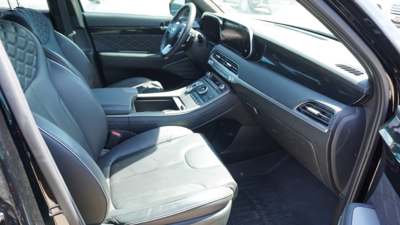 Used 2021 Black Hyundai Calligraphy image 10