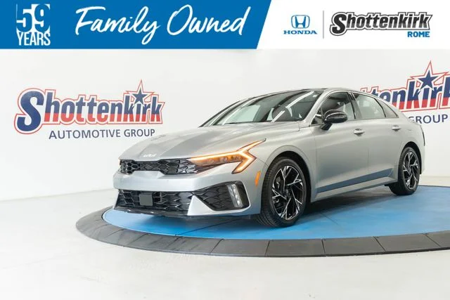 2025 Kia K5 GT-Line