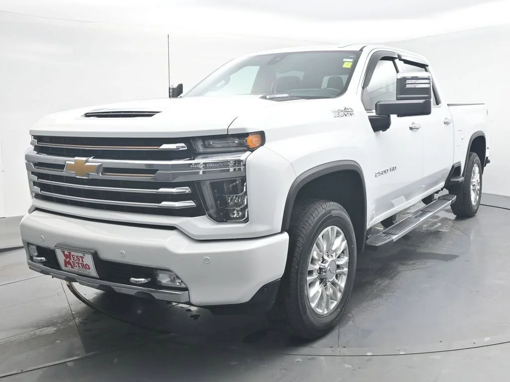 Used 2020 Chevrolet Silverado 2500HD High Country with VIN 1GC4YREY6LF191034 for sale in Monticello, Minnesota