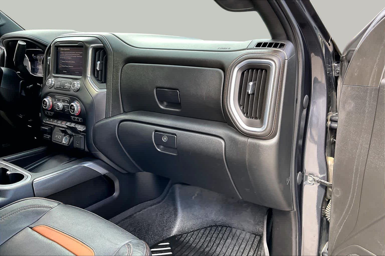 Used 2020 Carbon Black Metallic GMC AT4 image 18