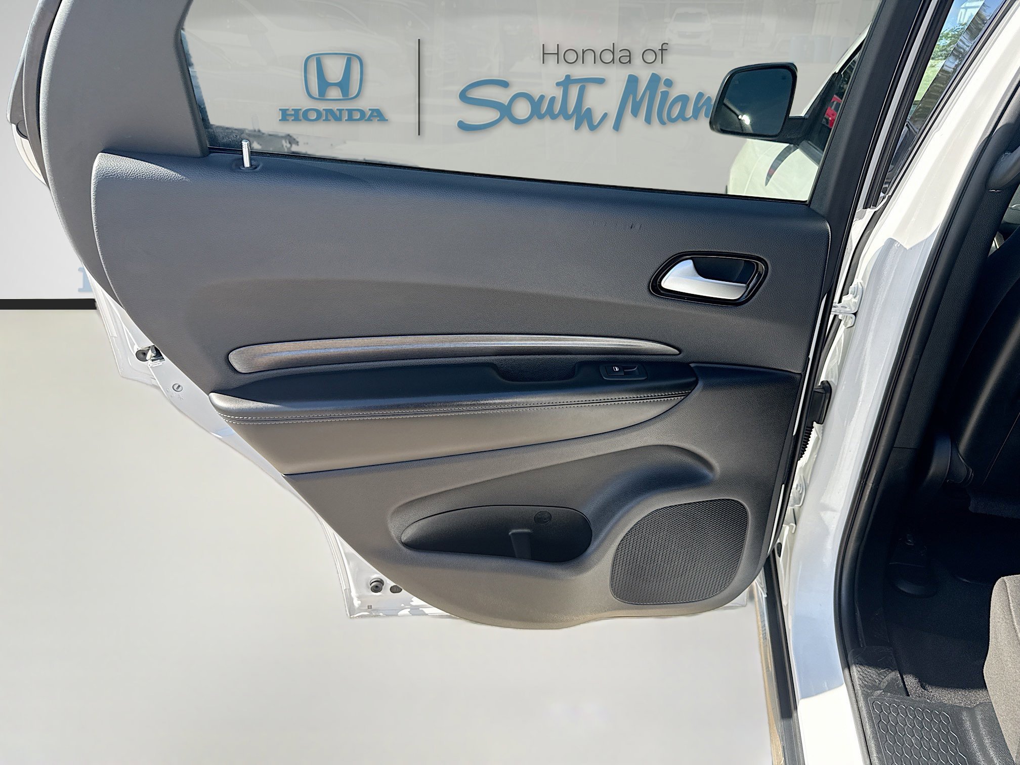 2024 Dodge Durango SXT - Photo 25