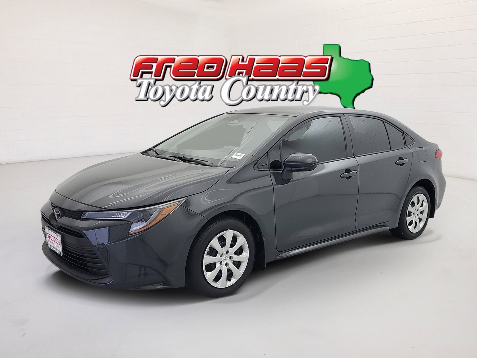 2025 Toyota Corolla LE CVT's photo