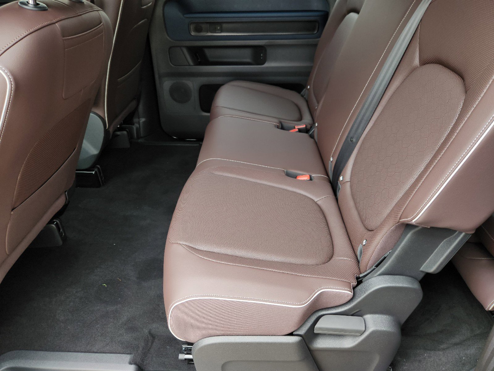 2025 Volkswagen ID. Buzz PRO S - Photo 19