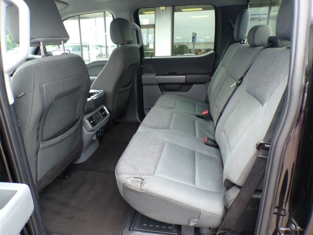 Used 2024 Black Metallic Ford XLT image 26