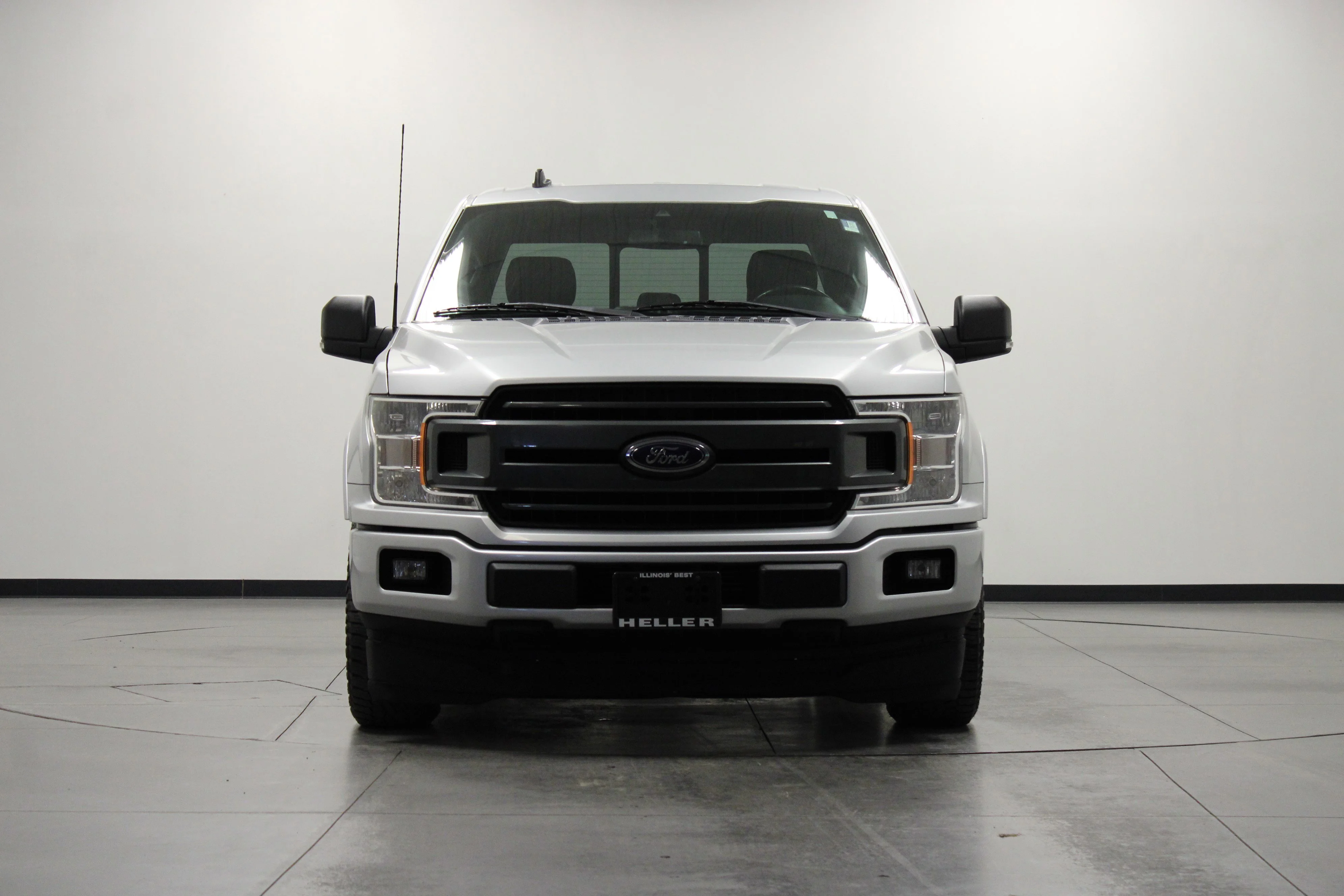 Used 2019 Ingot Silver Ford XLT image 10