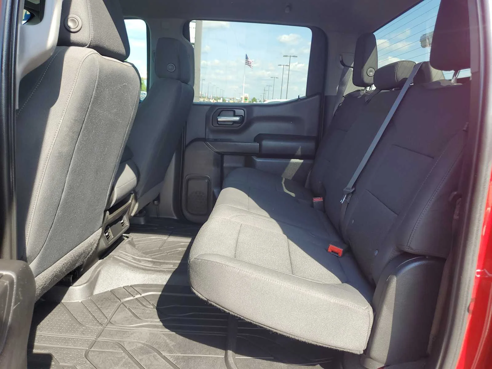 Used 2021 CHERRY RED TINTCOAT Chevrolet Custom image 18