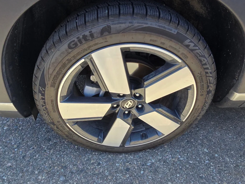 Used 2025 Earthy Brass Matte Hyundai Limited image 8