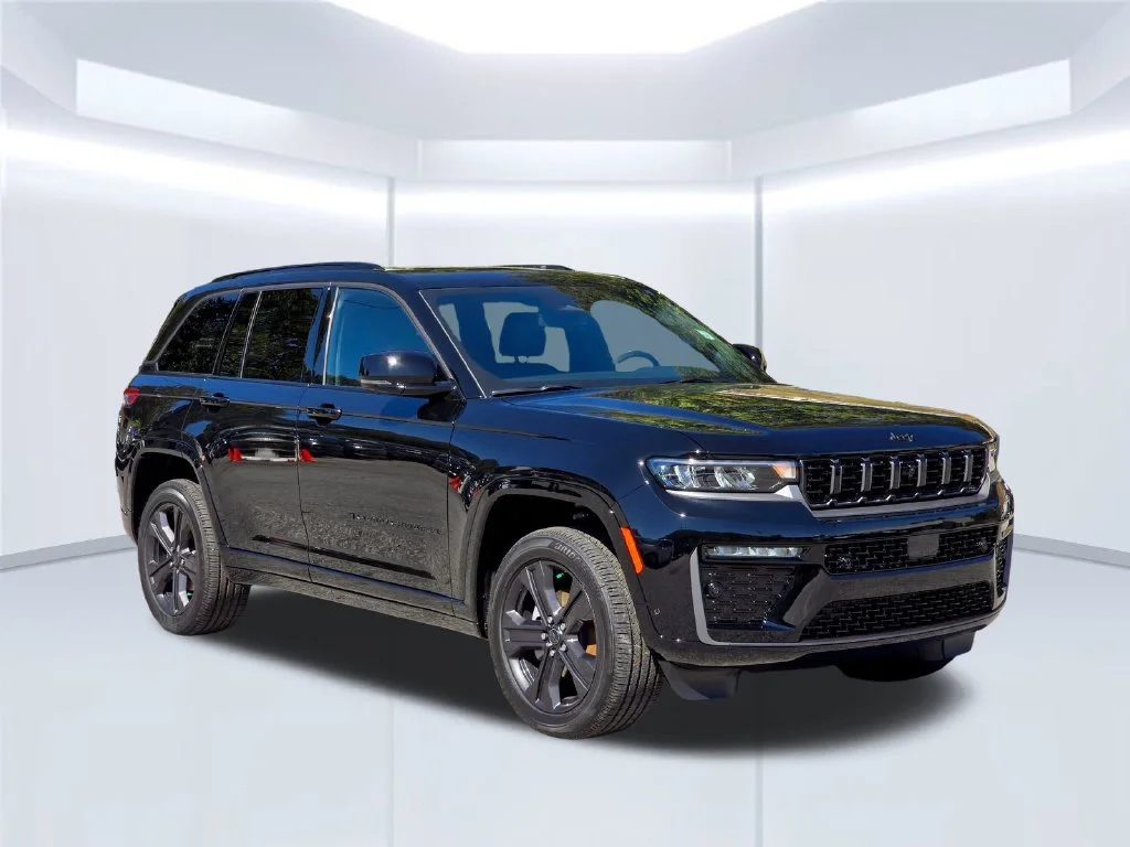New 2027 Black Jeep Limited Reserve image 16