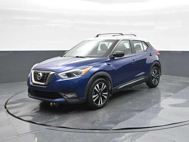 Used 2018 Blue Nissan SR image 1