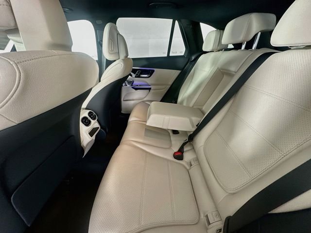 New 2026 Graphite Grey Metallic Mercedes-Benz GLC 300 image 25