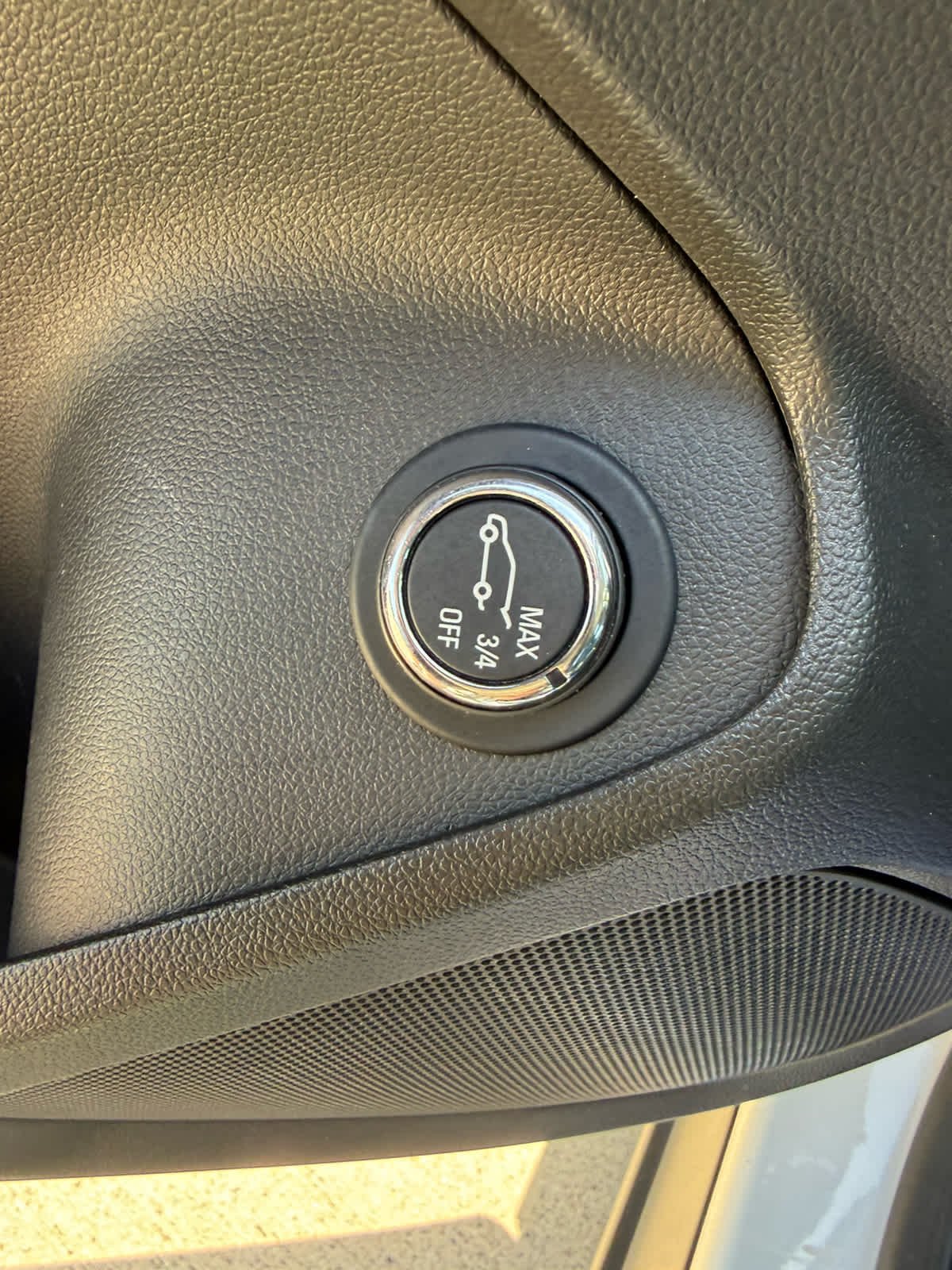 Used 2024 Summit White Chevrolet LT image 23