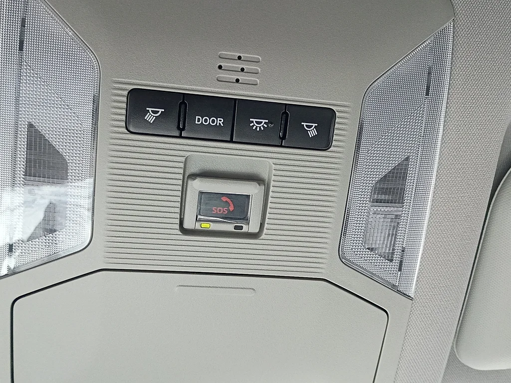 Used 2020 Magnetic Gray Metallic Toyota LE image 24