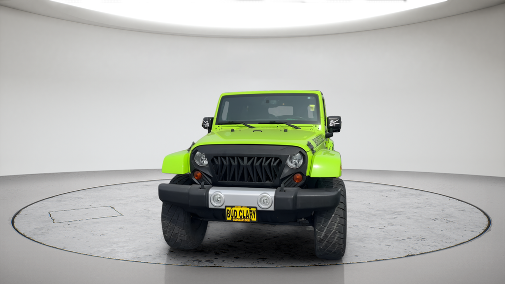 Used 2013 Green Jeep Unlimited Sahara image 10