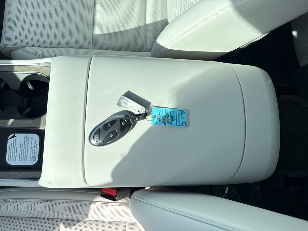 New 2026 White Hyundai SEL image 29