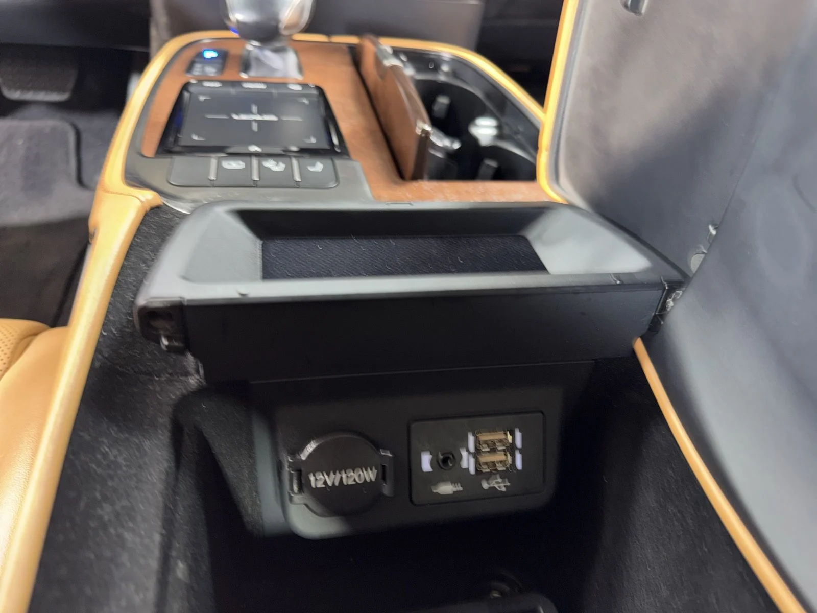 2021 Lexus LS Base - Photo 24