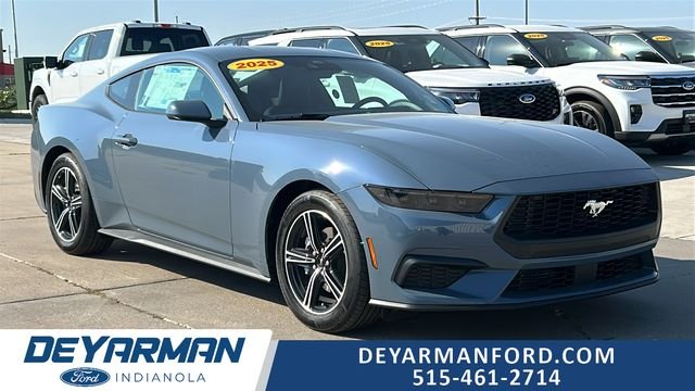 2025 Ford Mustang EcoBoost Fastback's photo