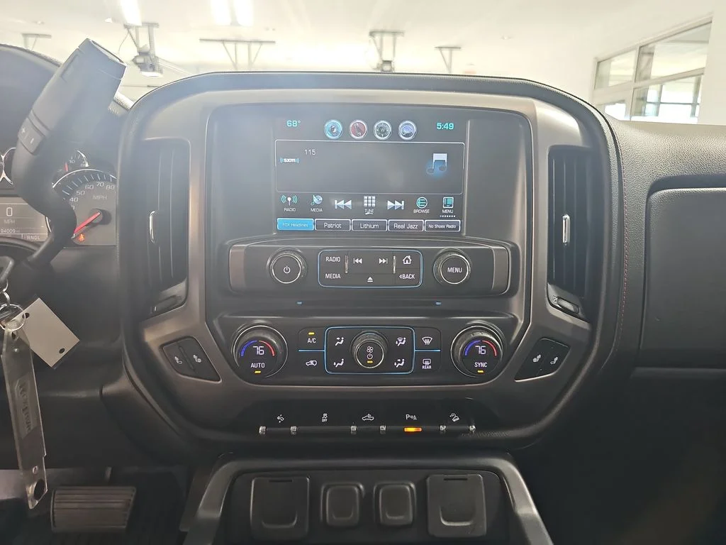 Certified Used 2018 White GMC SLT image 25