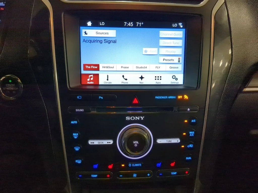 Used 2017 Gray Ford Limited image 13