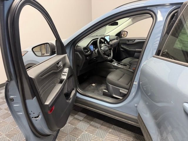 New 2026 Vapor Blue Metallic Ford Active® image 14