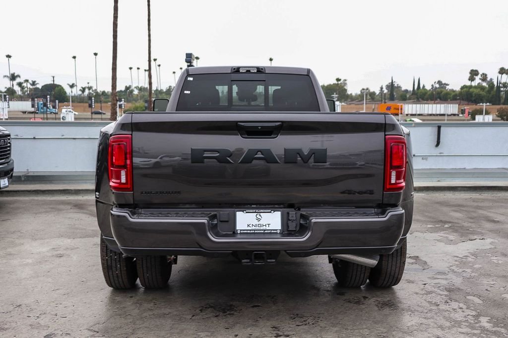 New 2026 Crystal Metallic Ram Big Horn image 8