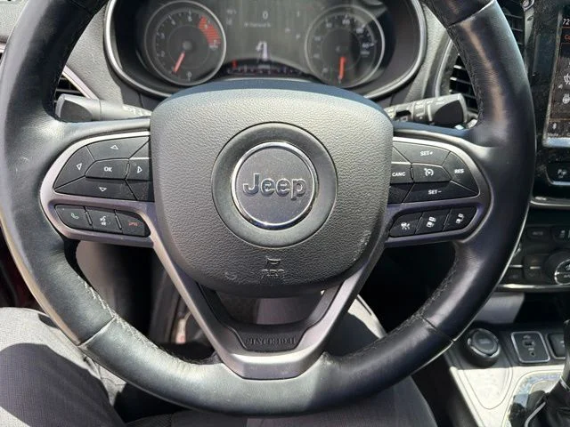 Used 2019 Red Jeep Limited image 18