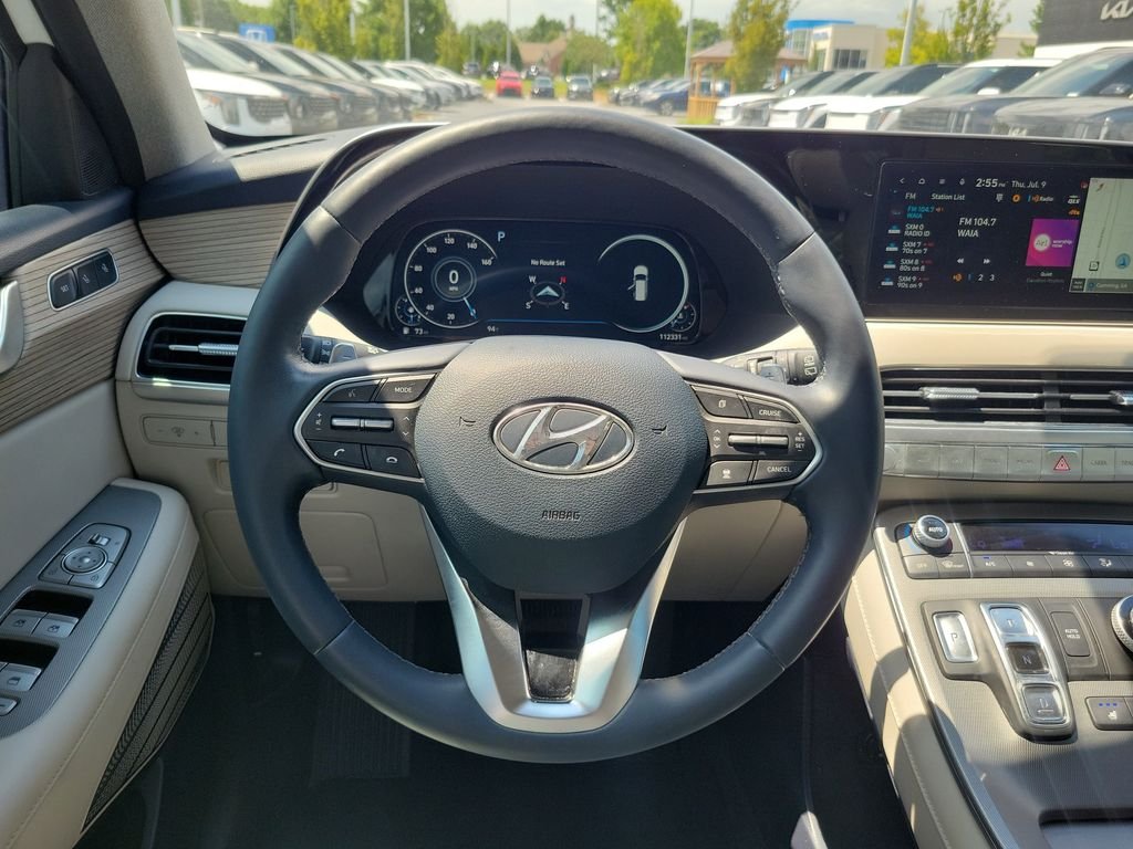 Used 2022 White Hyundai Limited image 12