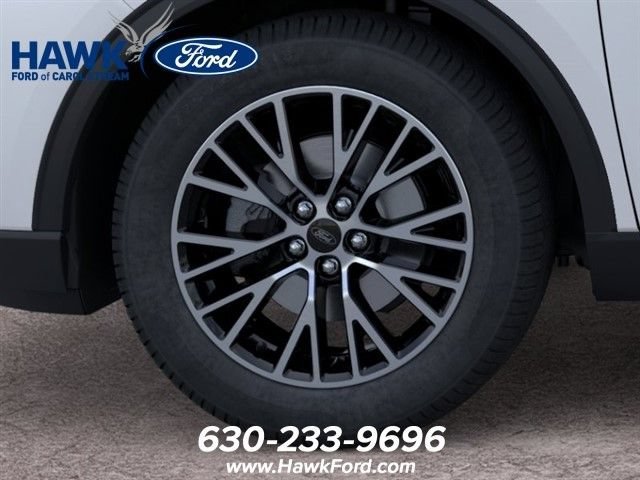 New 2025 Star White Metallic Tri-coat Ford Plug-in Hybrid image 19