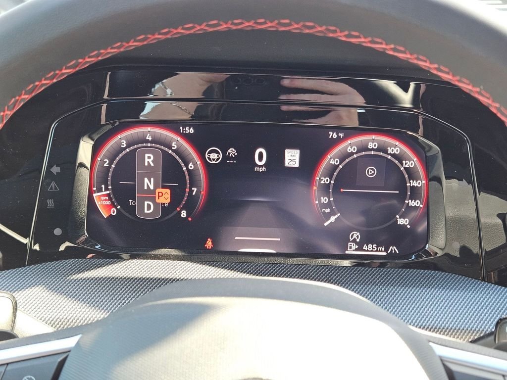 2025 Volkswagen Golf GTI SE - Photo 10