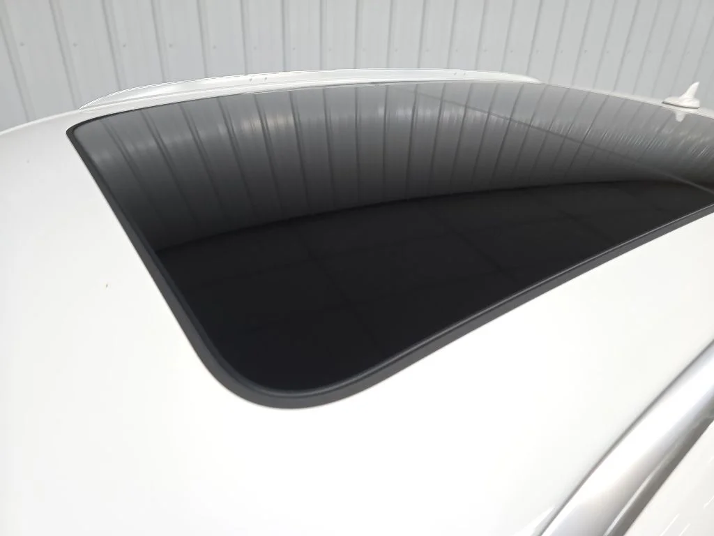 Used 2023 White Audi 40 Premium image 11