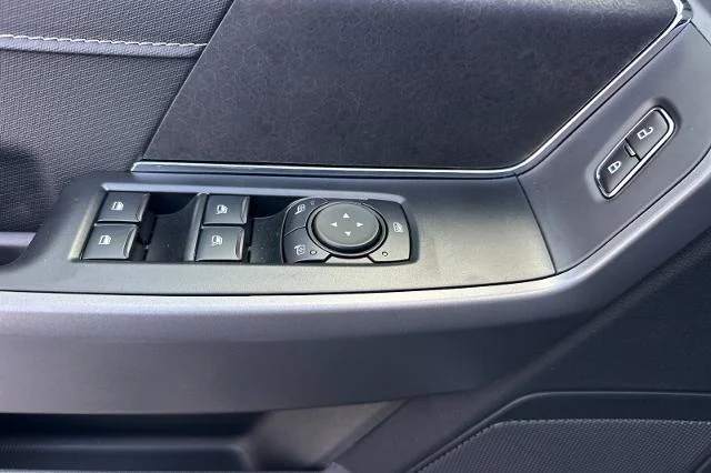 New 2026 Carbonized Gray Metallic Ford XLT image 30