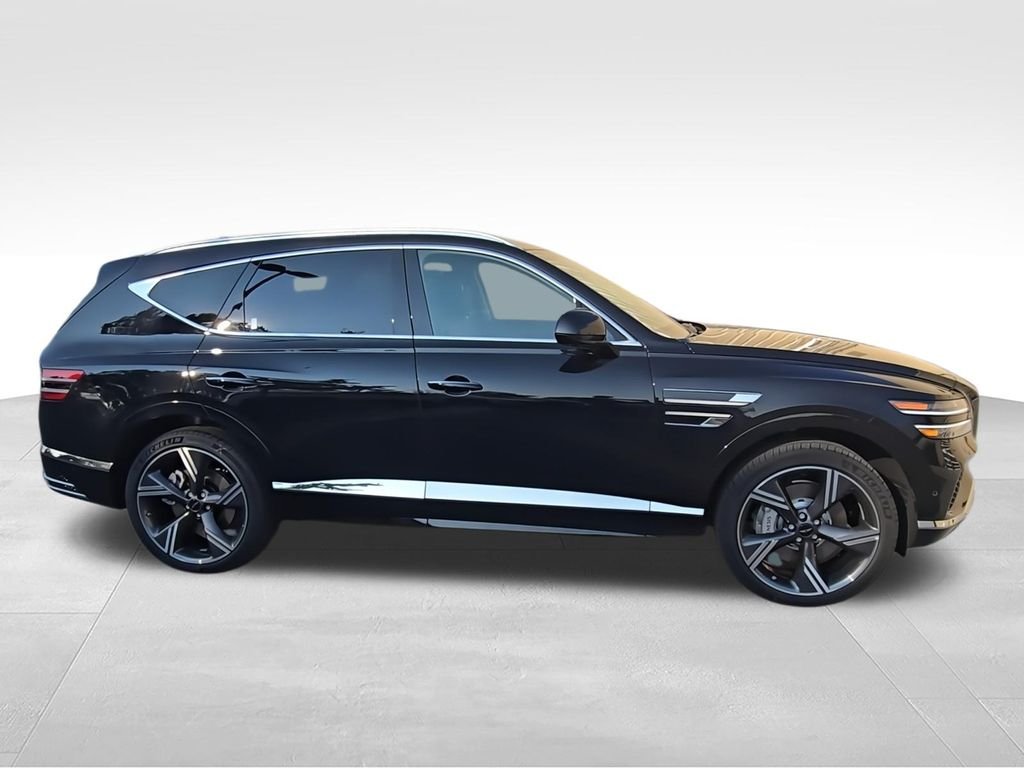 Used 2026 Black Genesis 2.5T Prestige image 9