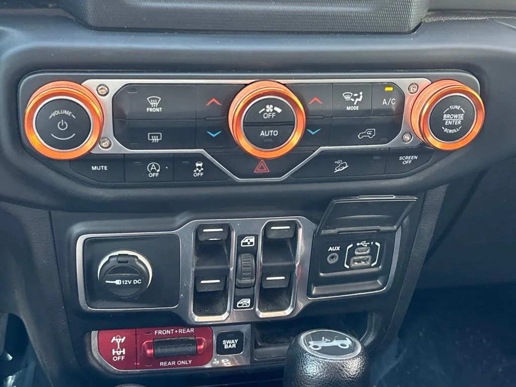 Used 2018 Orange Jeep Unlimited Rubicon image 12