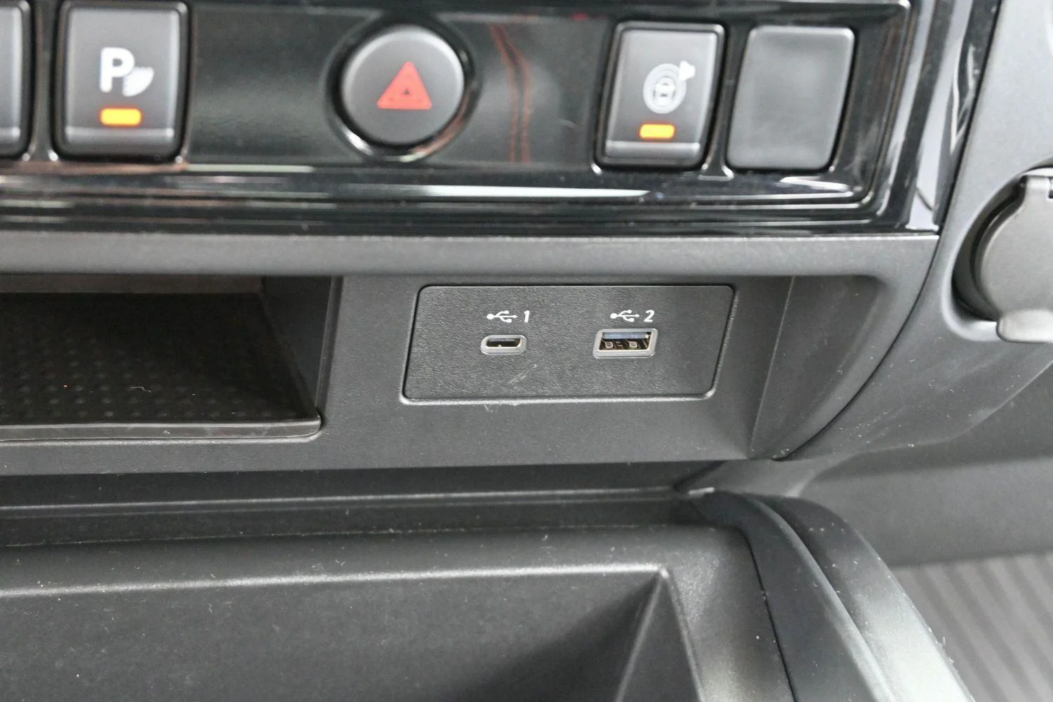 Used 2024 Super Black Nissan PRO-4X image 23