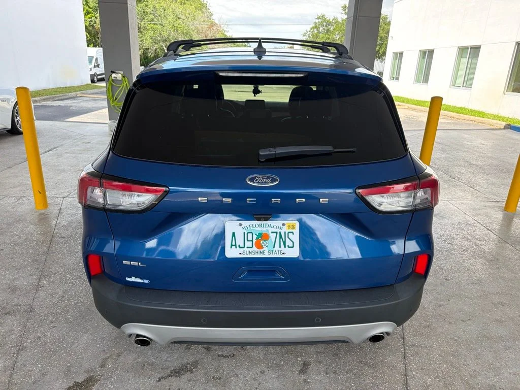 Used 2022 Blue Ford SEL image 6