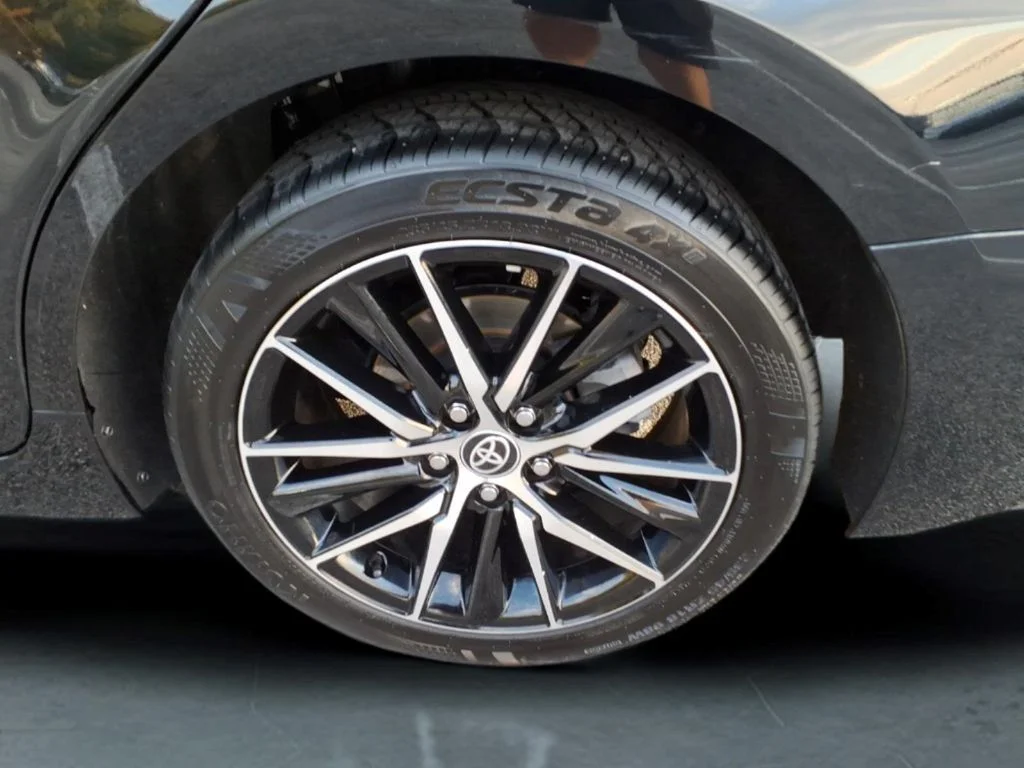 Used 2022 Black Toyota SE image 13