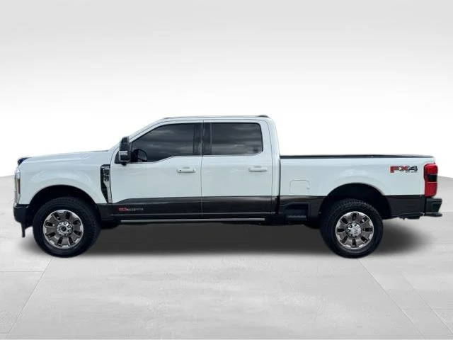 Used 2025 White Ford King Ranch image 4