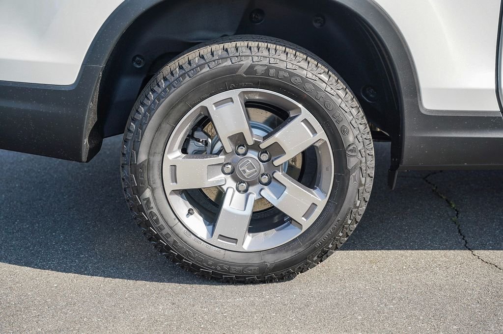 New 2026 Platinum White Pearl Honda RTL image 12