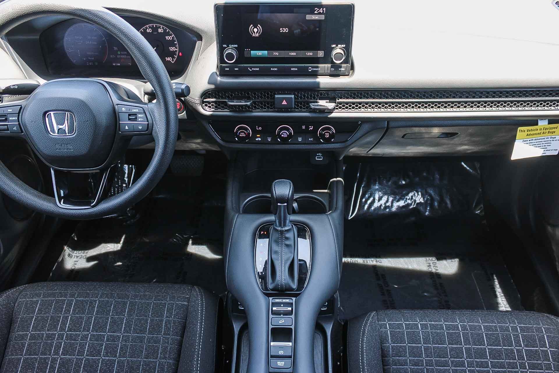 2025 Honda HR-V LX - Photo 12