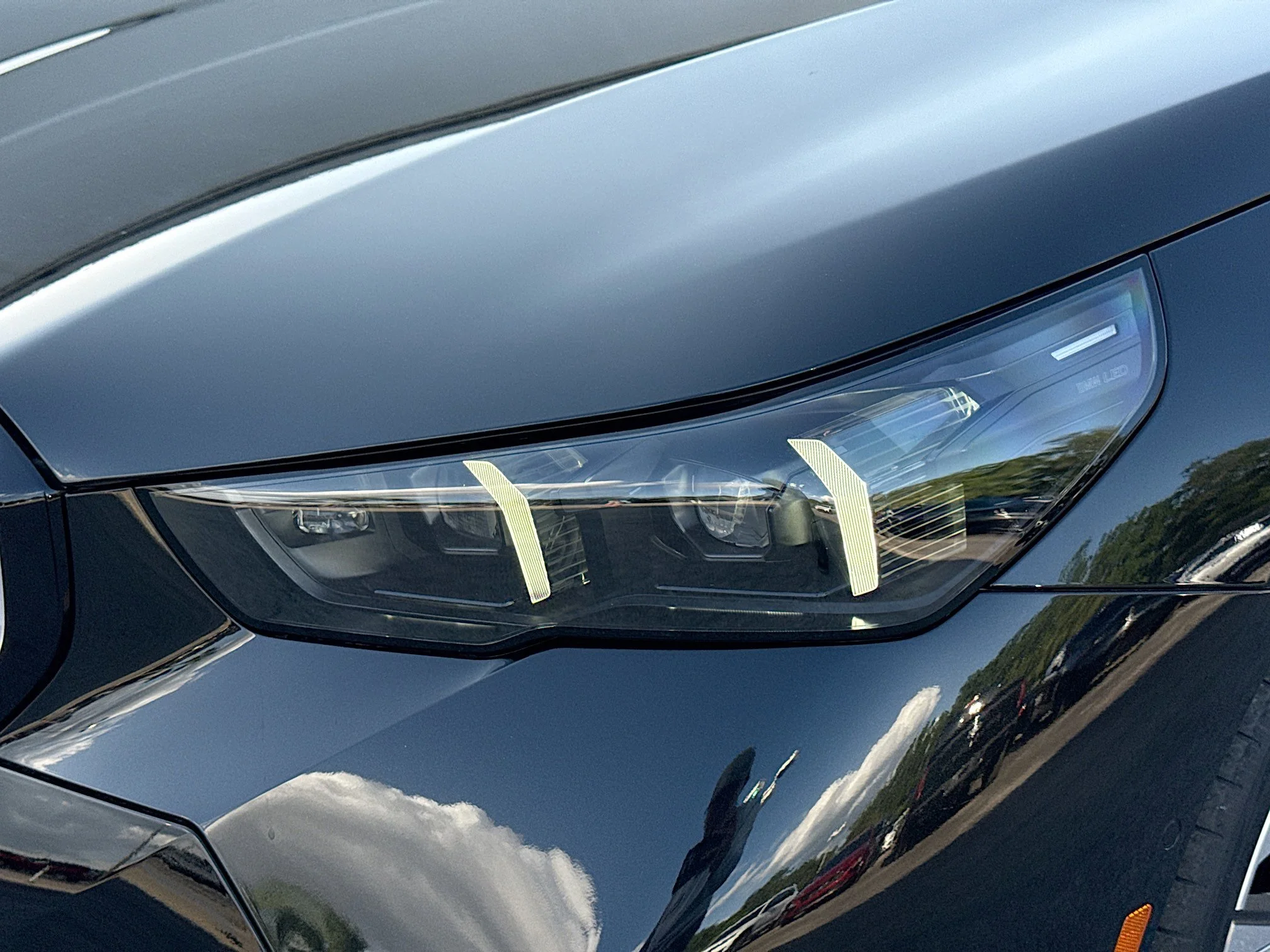 New 2027 Black Sapphire Metallic BMW 530i image 9