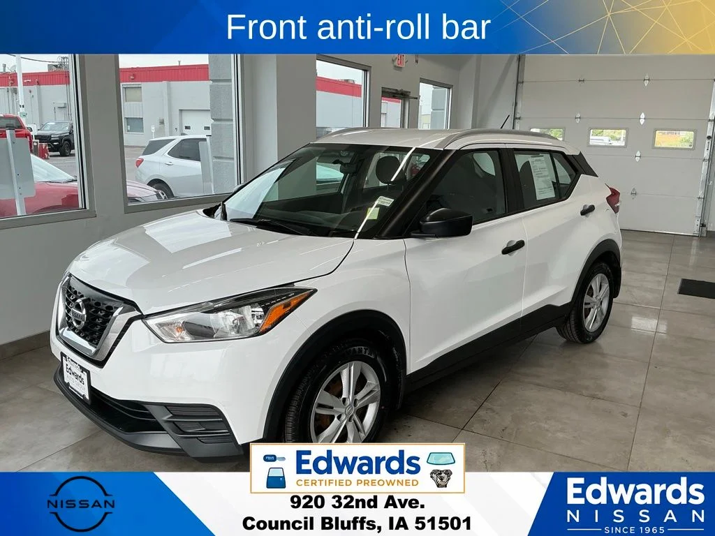 Certified Used 2018 White Nissan S image 5