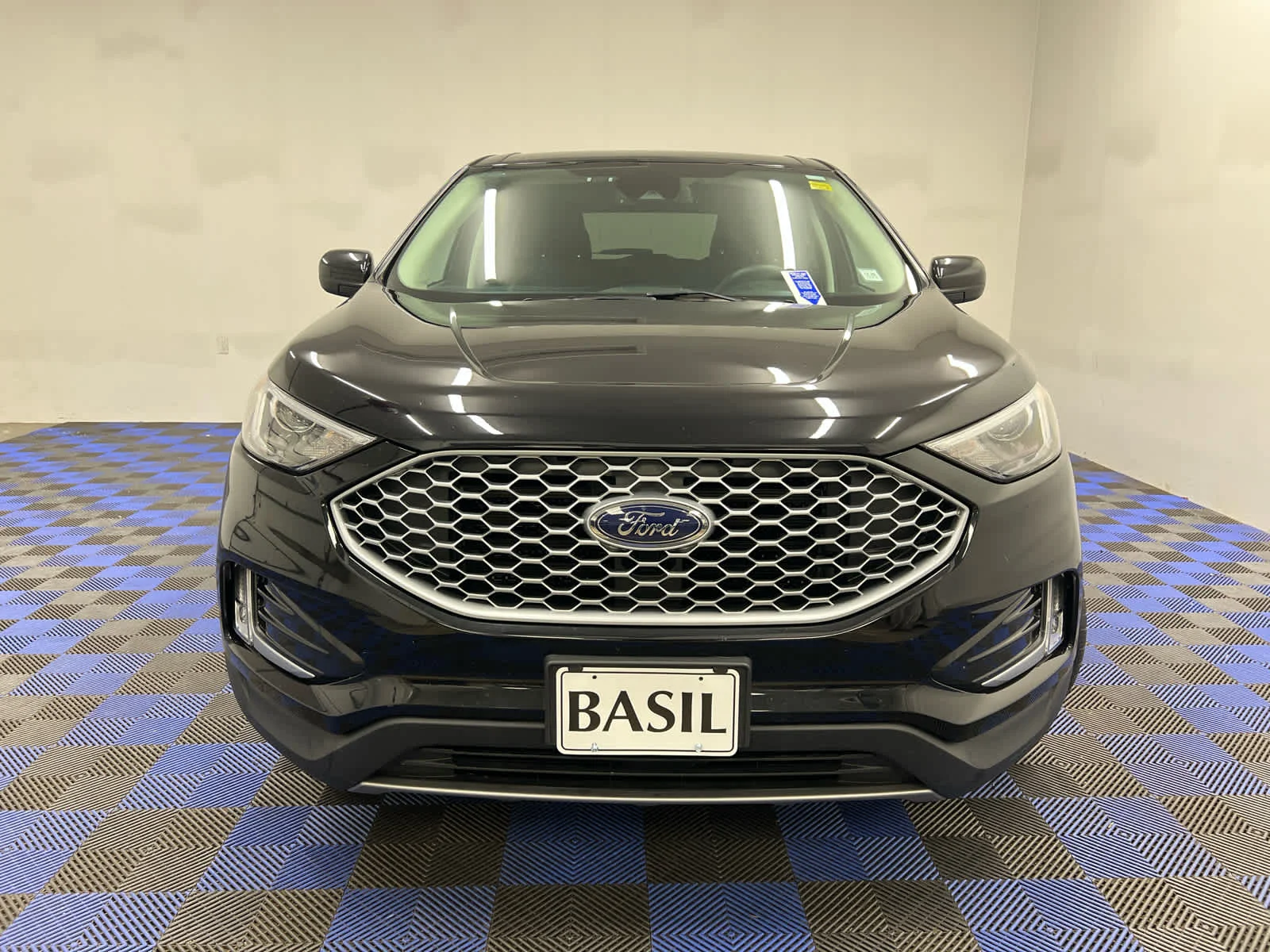 Used 2023 Agate Black Metallic Ford SEL image 5