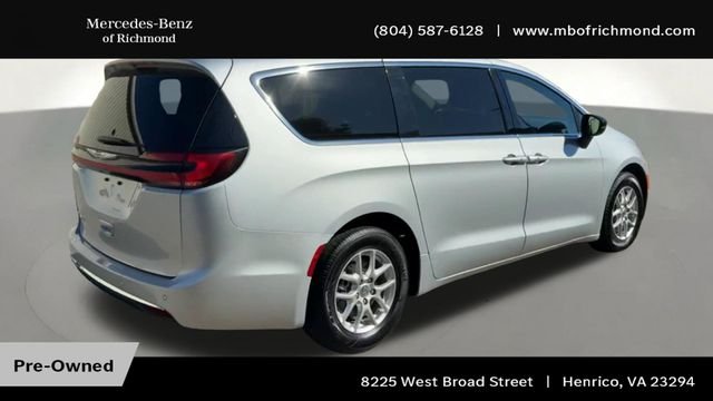 Used 2024 Silver Chrysler Touring L image 2