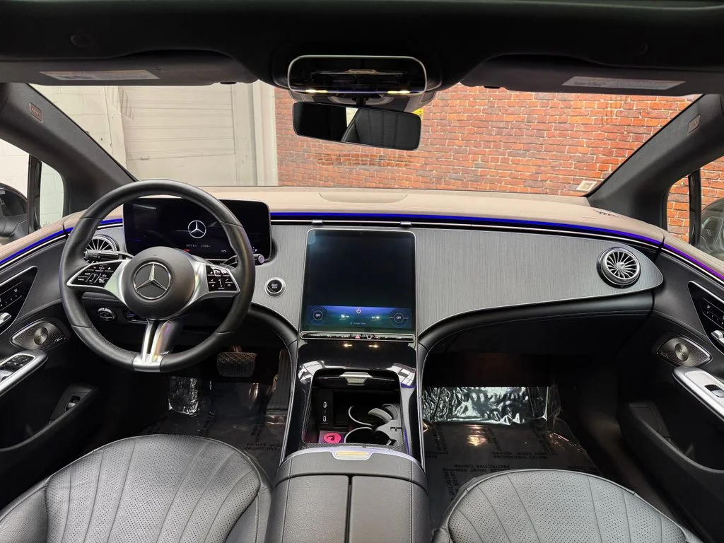 Used 2023 Black Mercedes-Benz 500 Sedan image 13