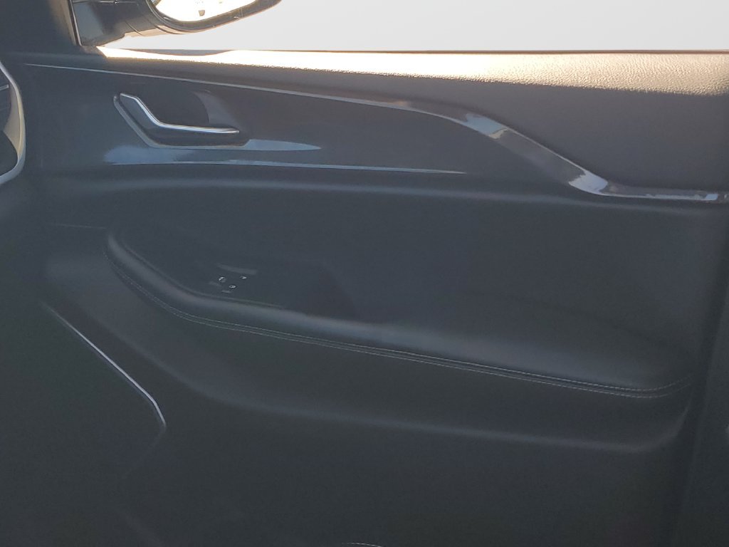 Used 2022 White Jeep Altitude image 13
