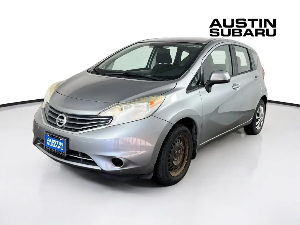 Used 2014 Gray Nissan S image 3