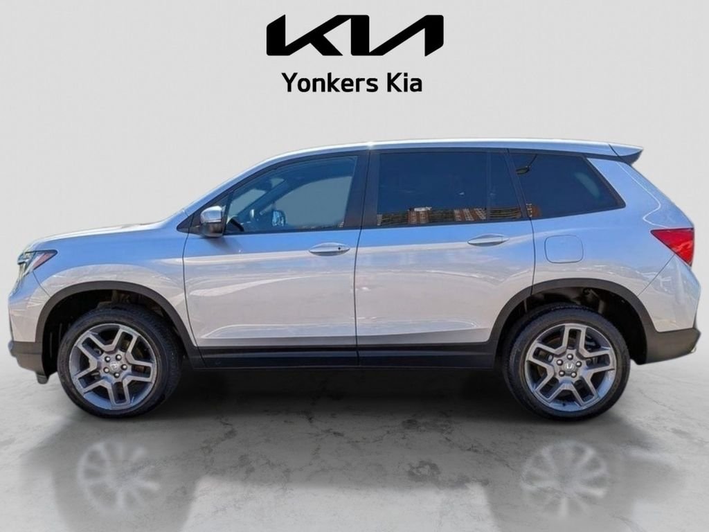 Used 2023  Honda EX-L image 11