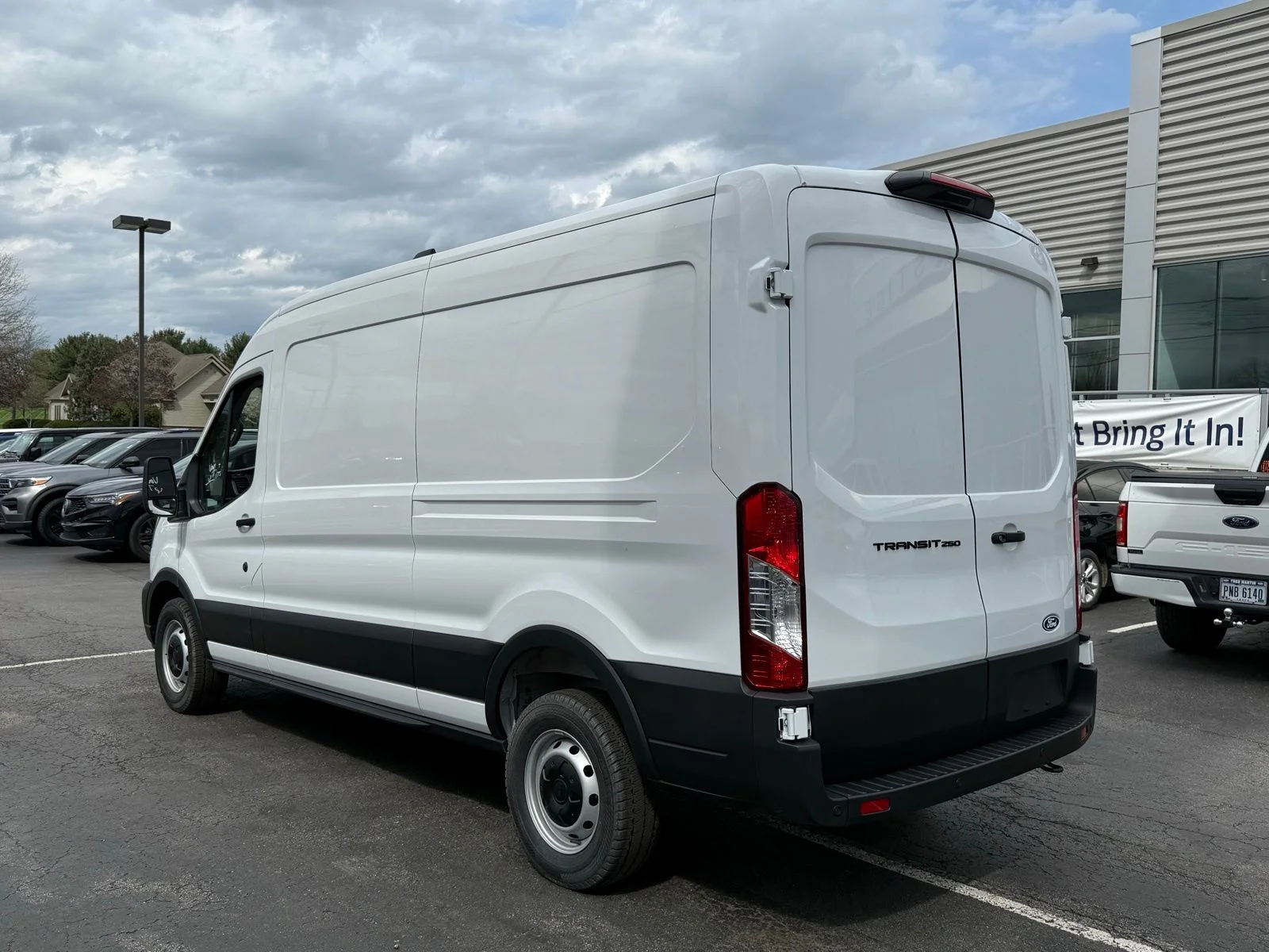 New 2026 Oxford White Ford Cargo Van image 4